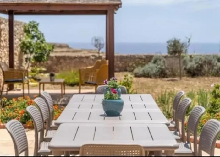 Shesha Veda Gozo Bed and Breakfast San Lawrenz